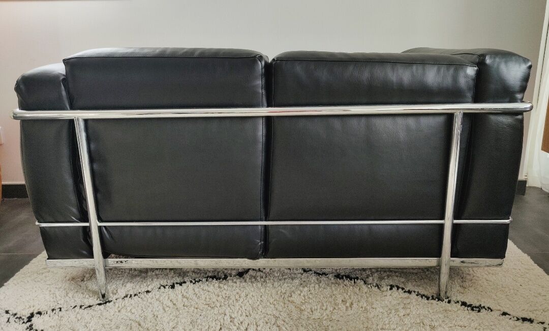 LC2 sofa by Le Corbusier edition Cassina