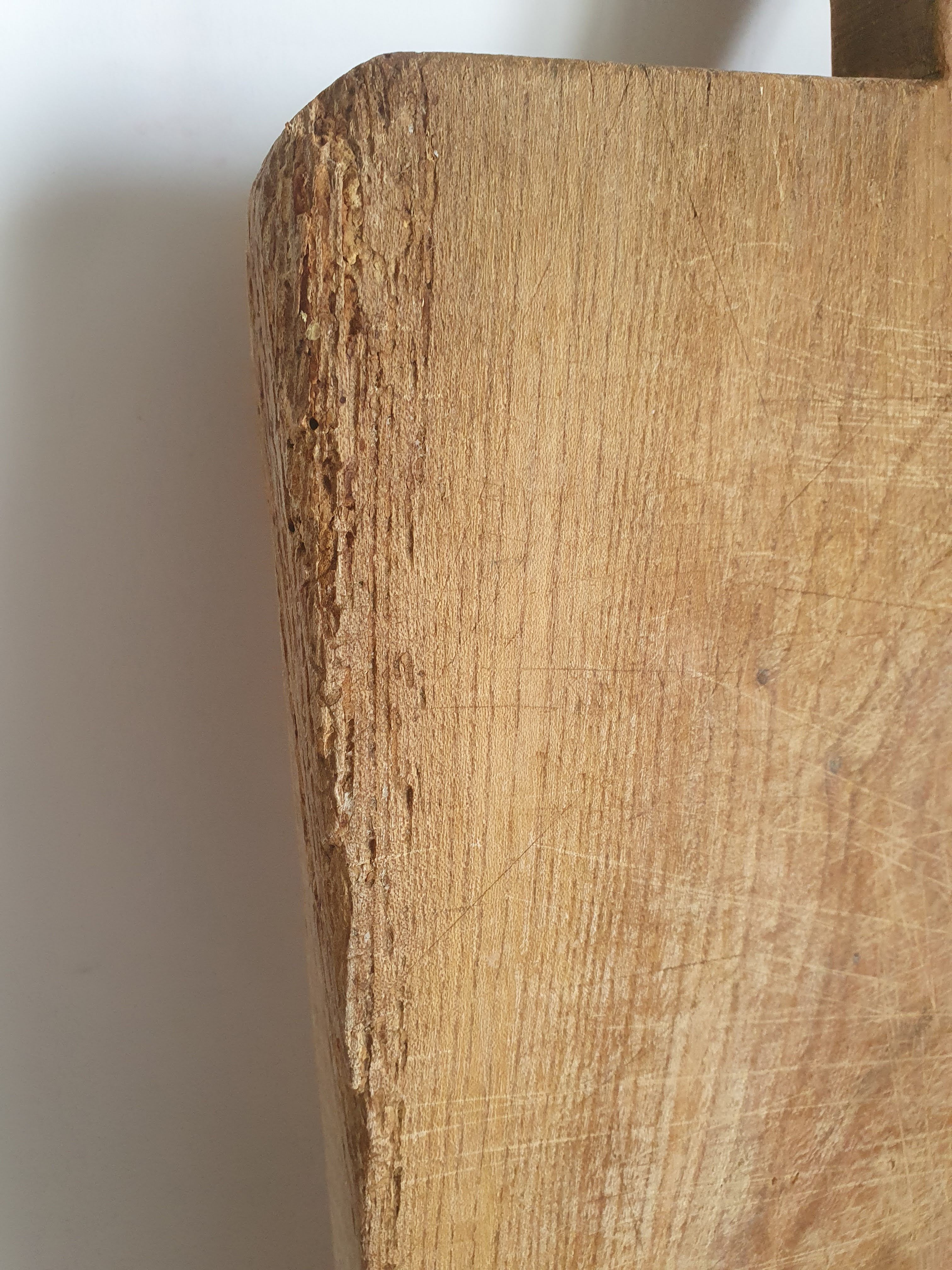 Wooden cutting board