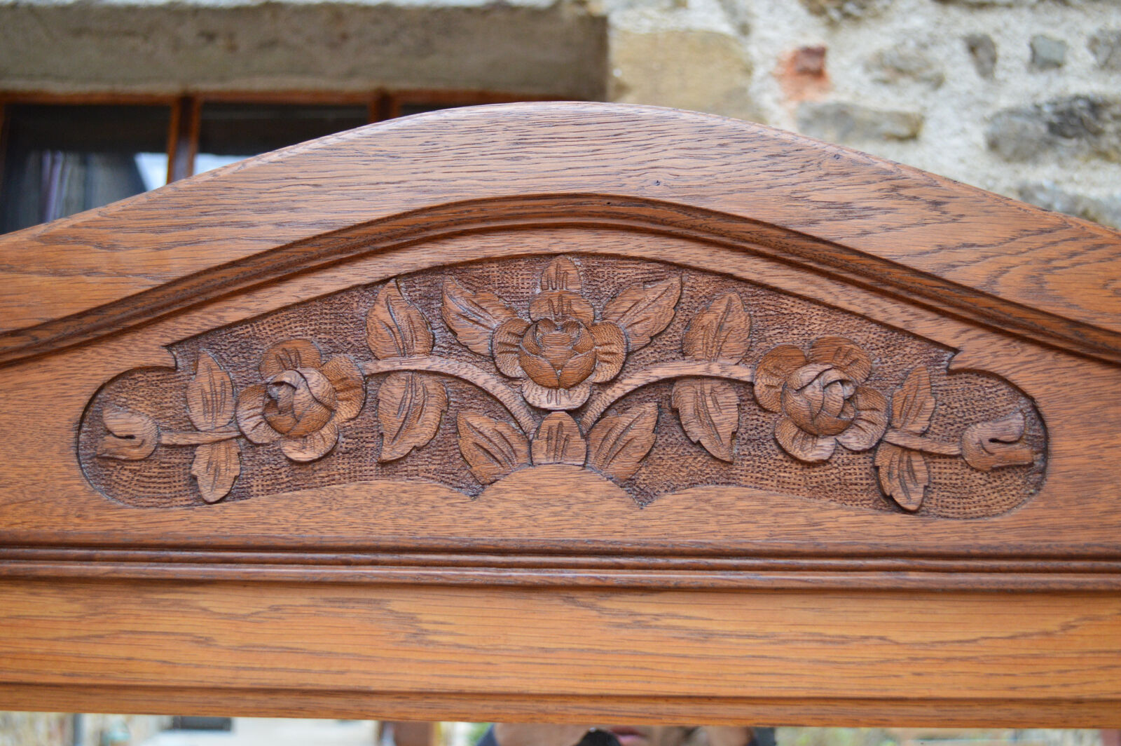 Art Nouveau dressing table dresser in carved oak, France, circa 1910