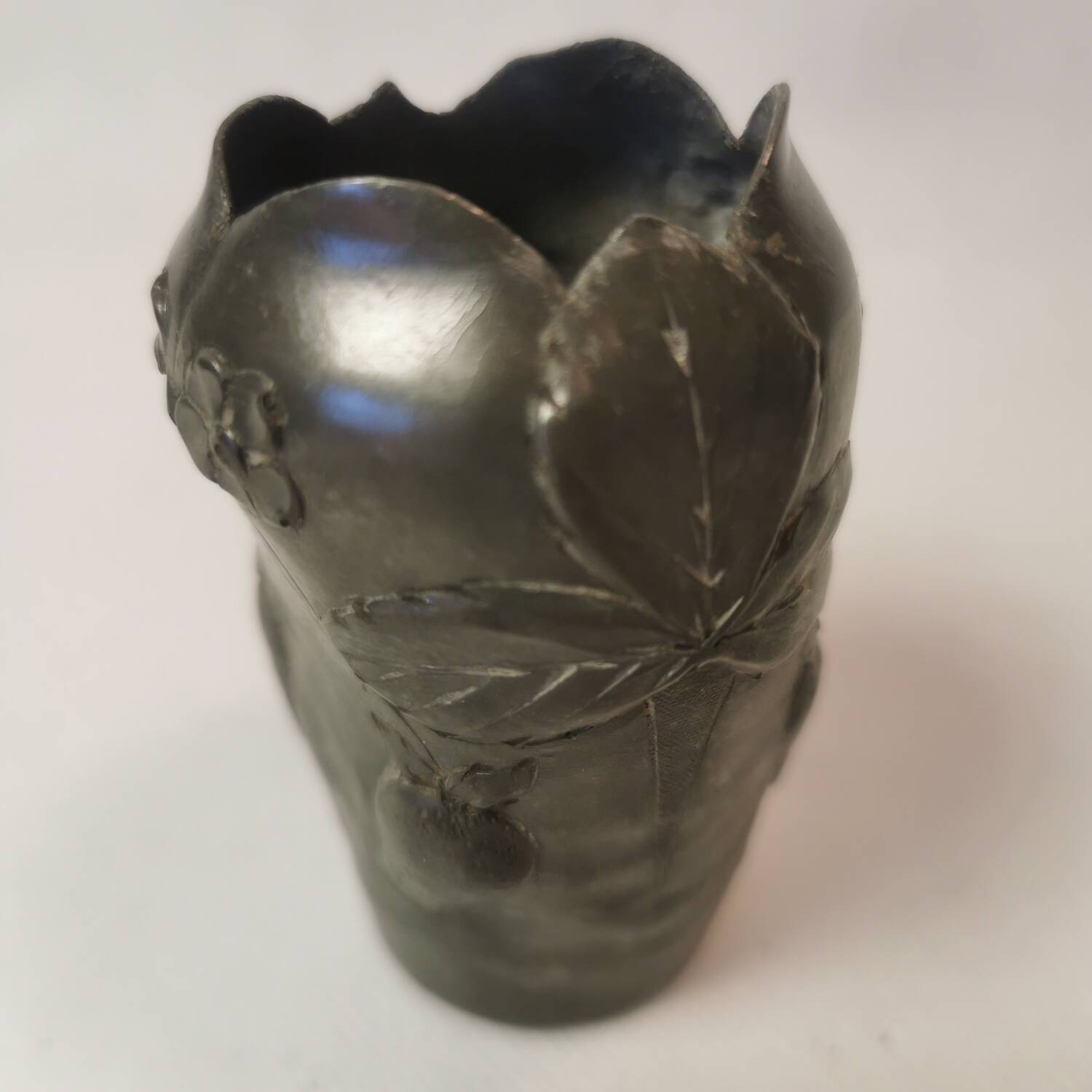 old small soliflore vase