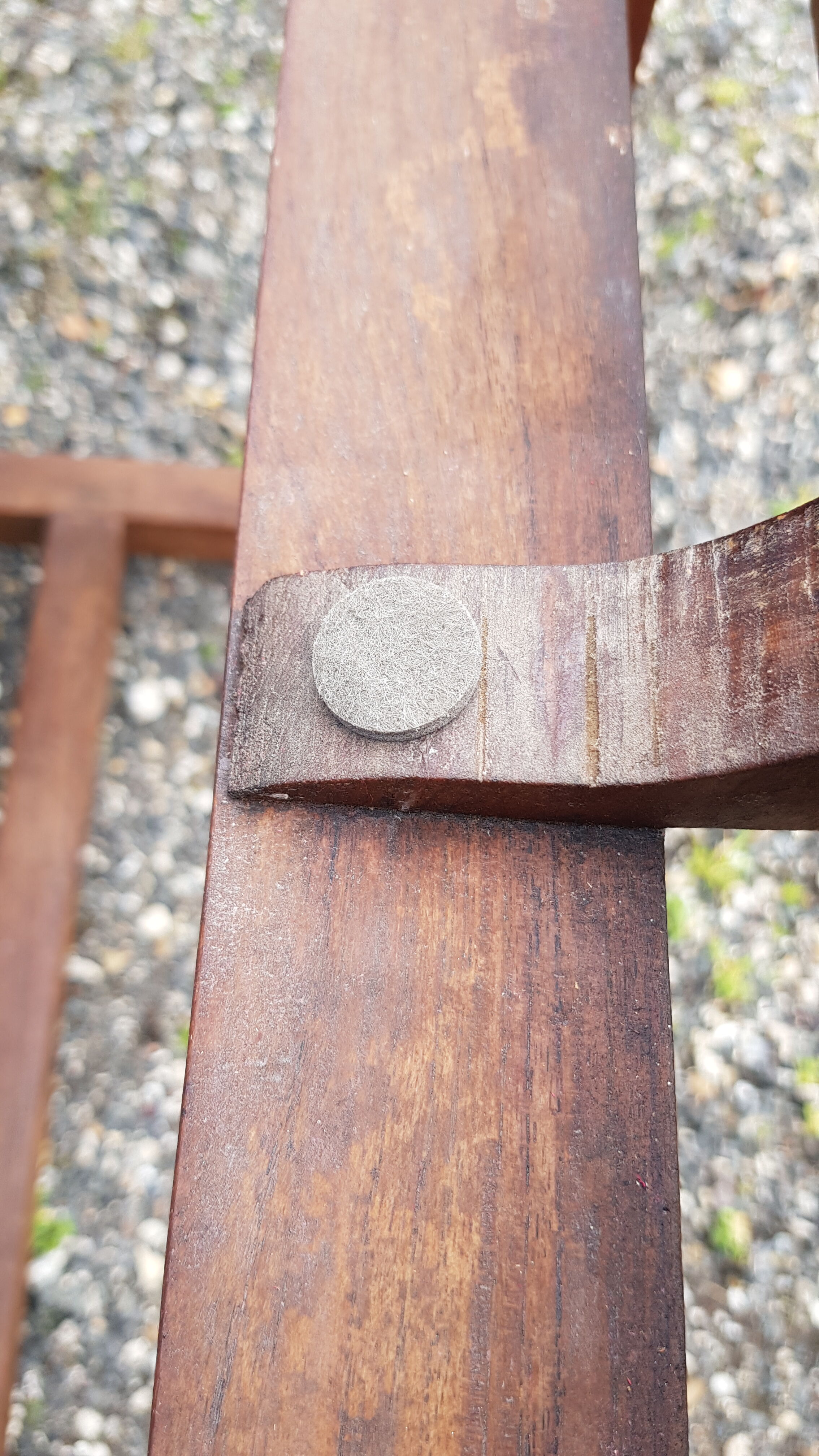 Stretchable garden dining table in solid teak