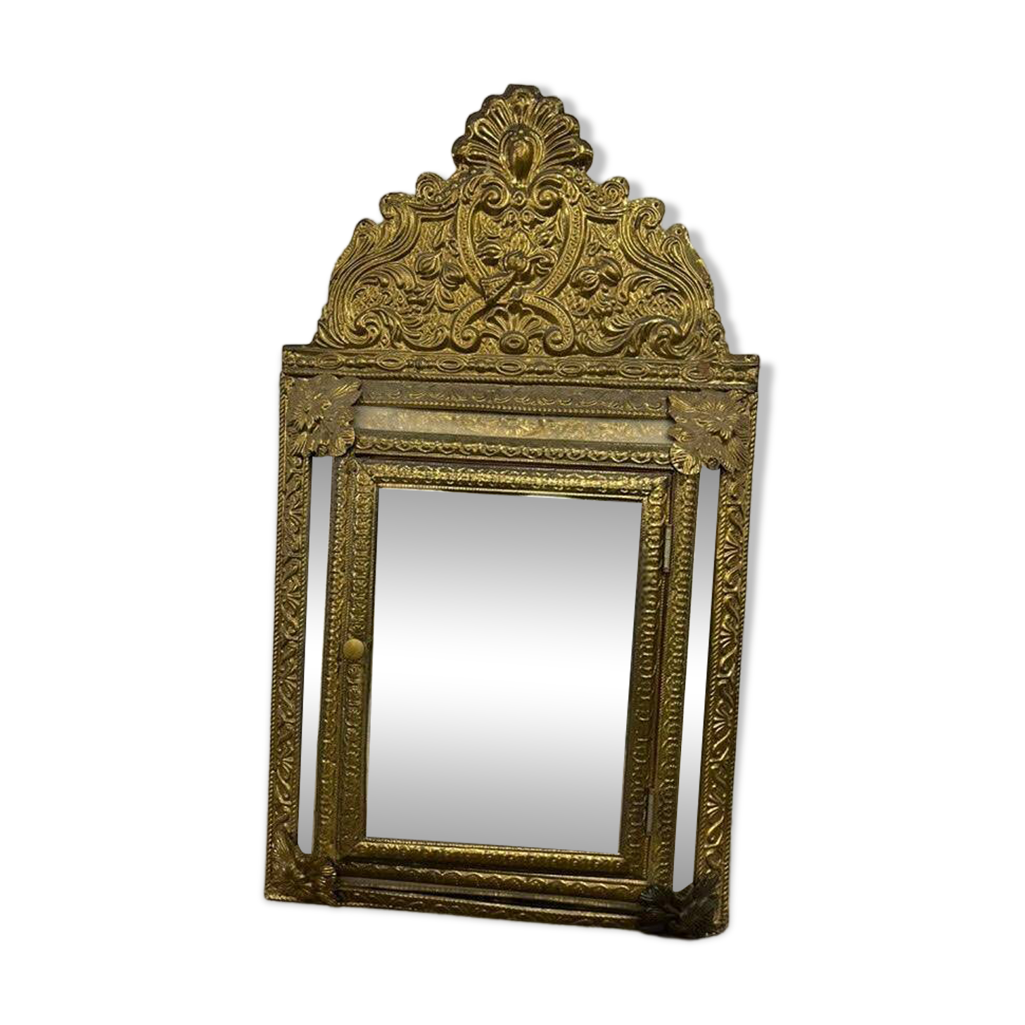Wall cabinet / vintage mirror in gilded brass