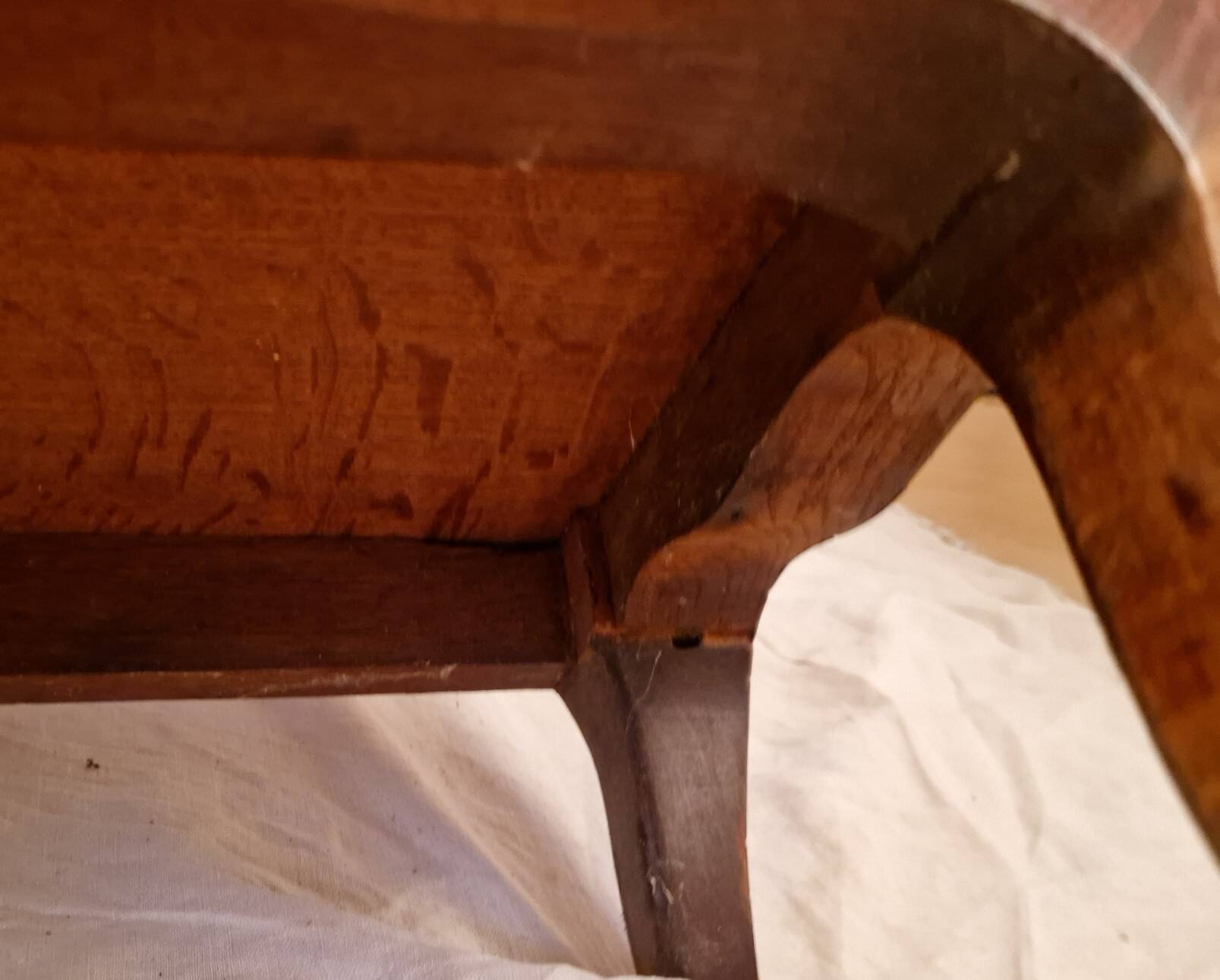 Napoleon III display cabinet in marquetry, Louis XV style, black marble, gilded bronze.