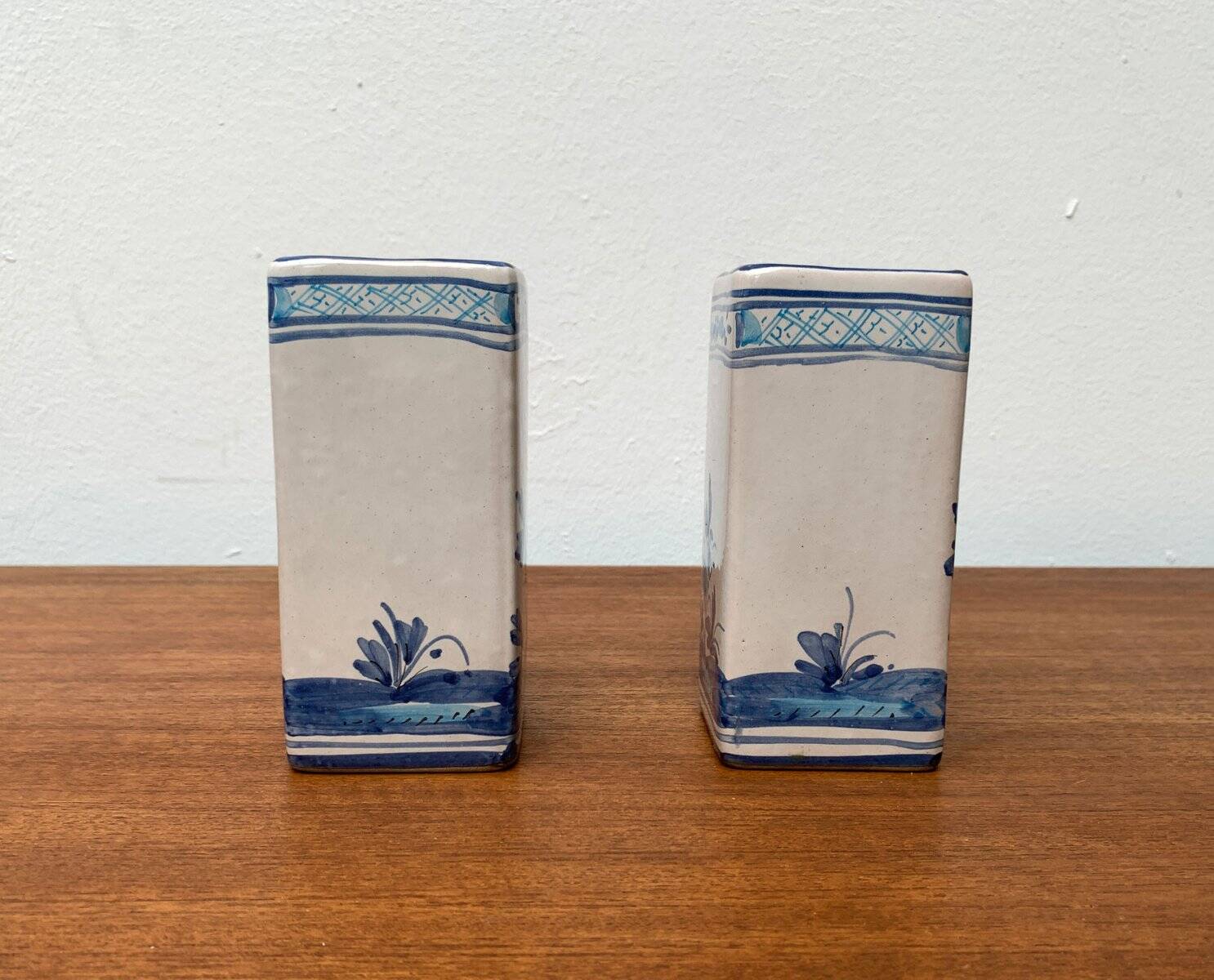 Vintage Italian Handpainted Vase from Larucci Italy, 1970s, Set of 2