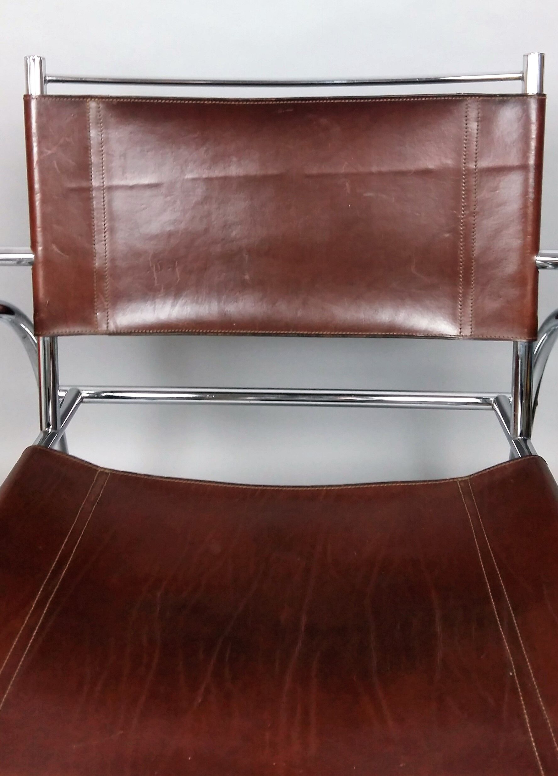 Pair of armchairs chromed metal and leather, 60 years