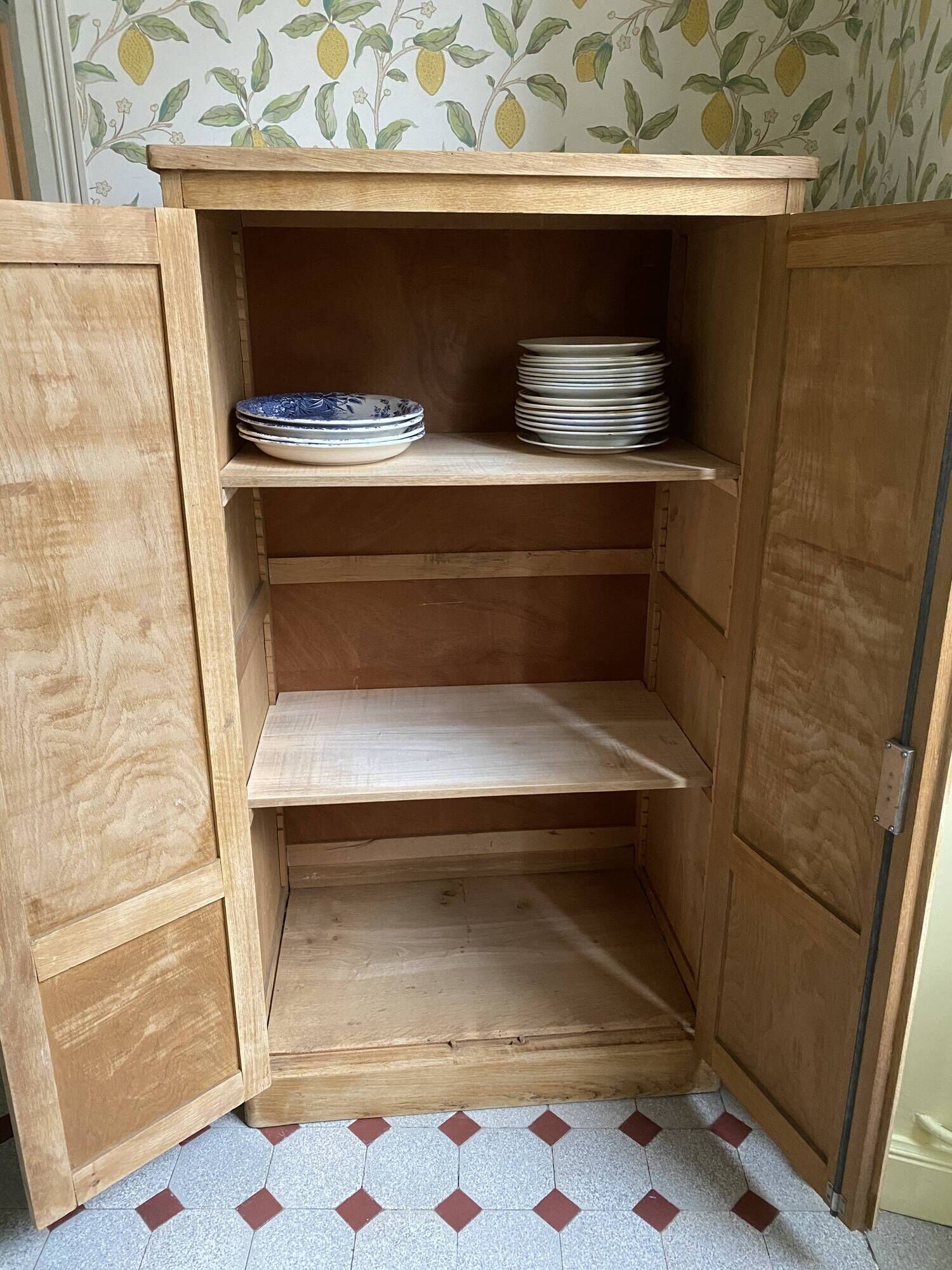 oak wardrobe