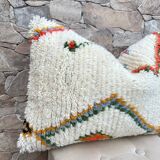 Housse de coussin berbère marocaine Azilal aux motifs colorés 60x40cm