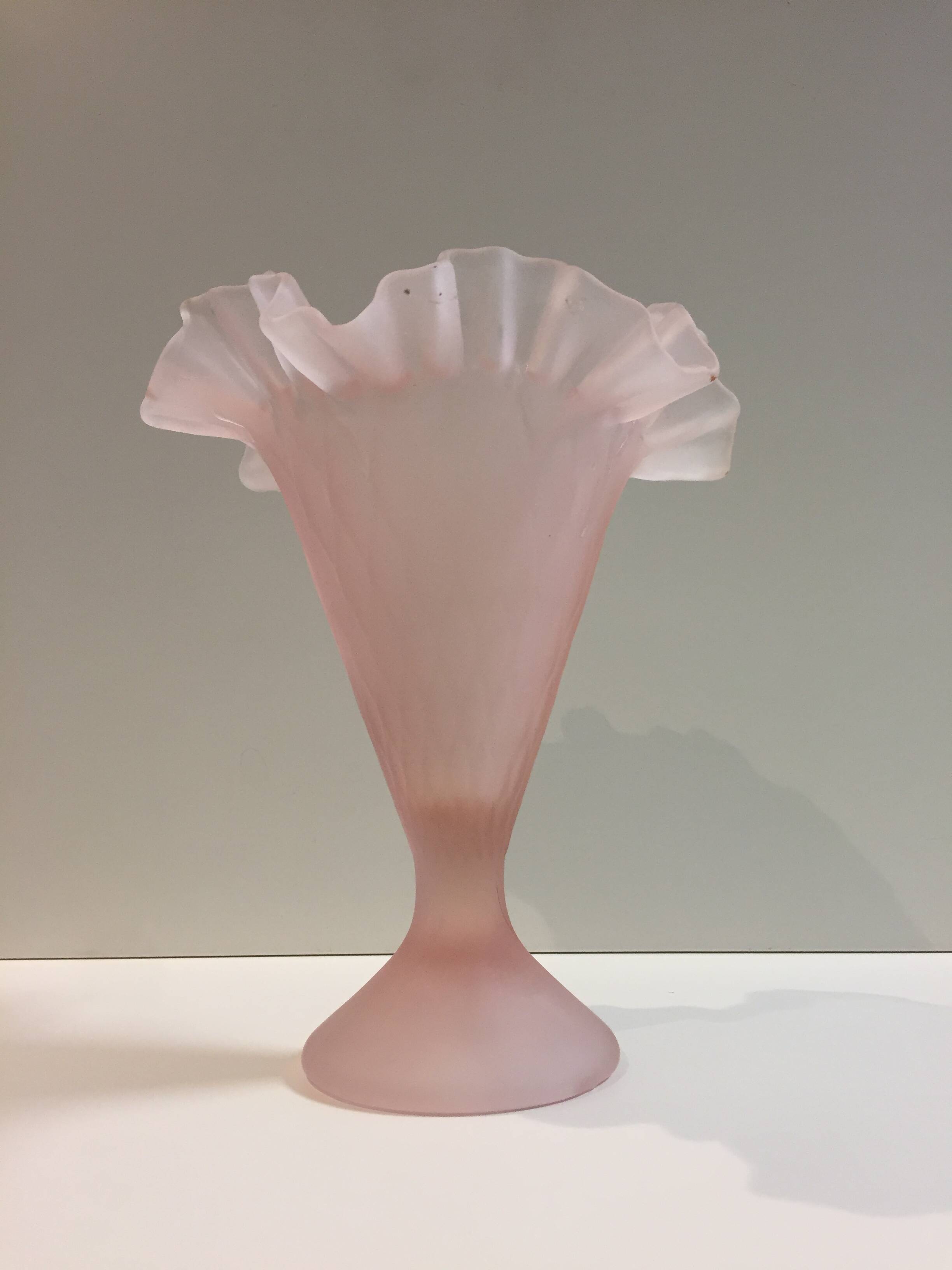 Old Corolle Vase in Pink Frosted Glass Vintage Italian Work Murano Empoli ??