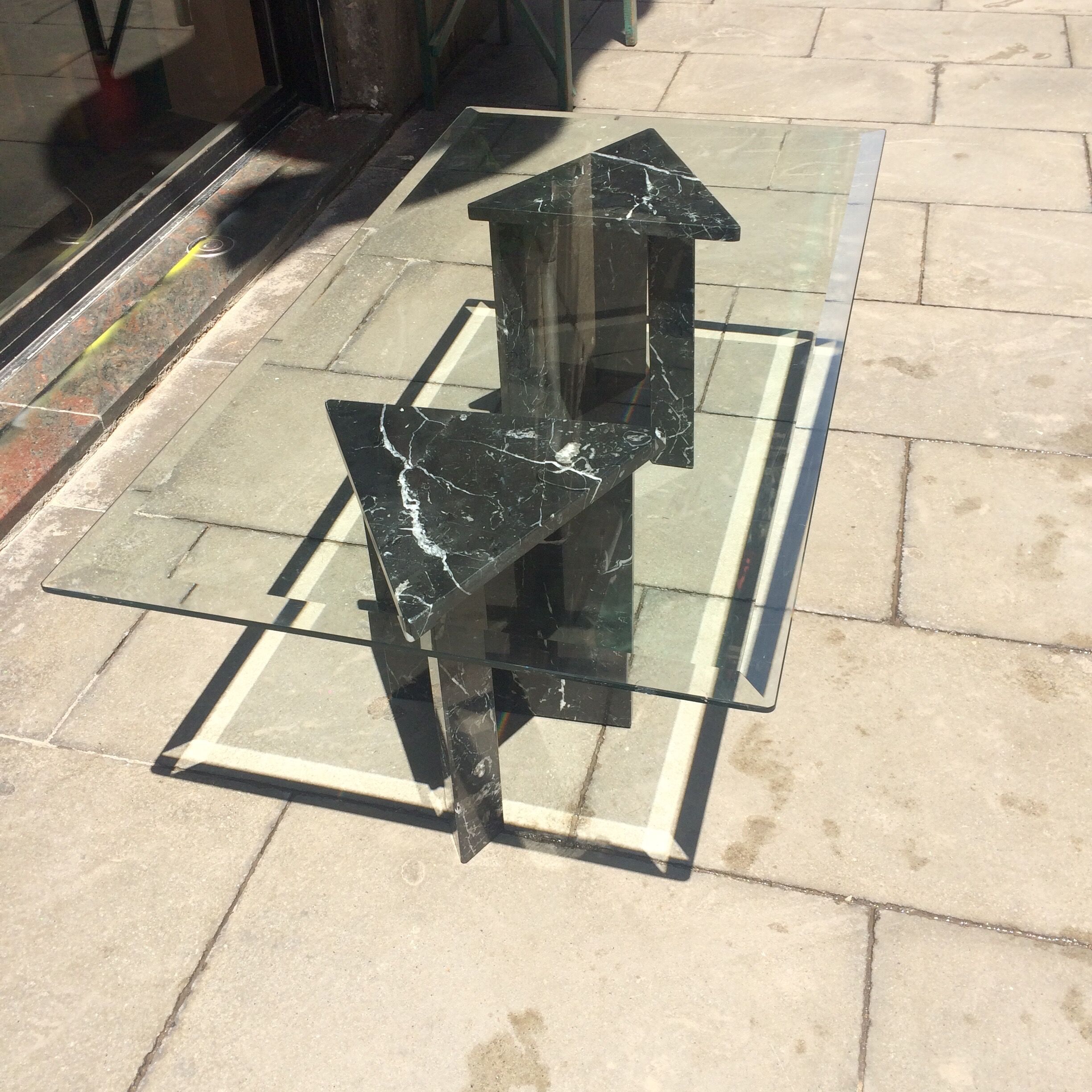 Table basse cristal et marbre