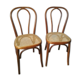 Deux chaises bistrot
