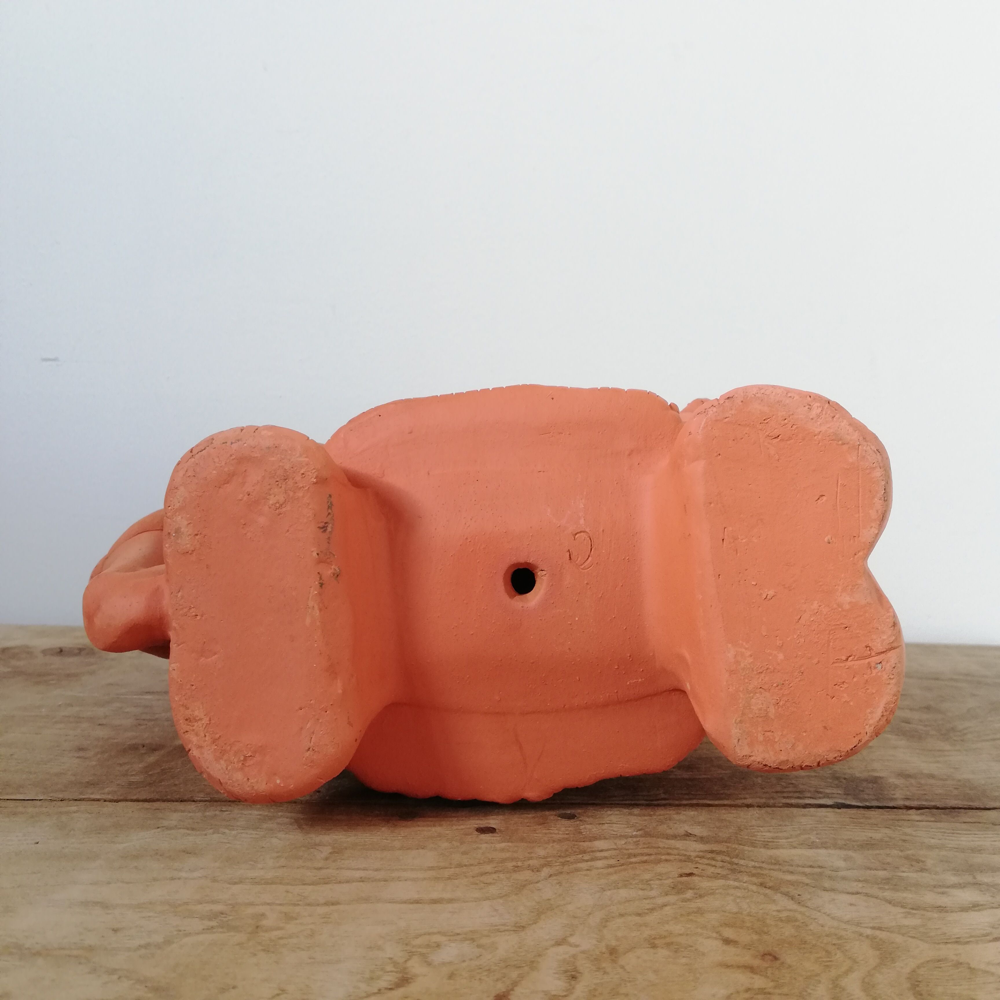 Raw ceramic elephant