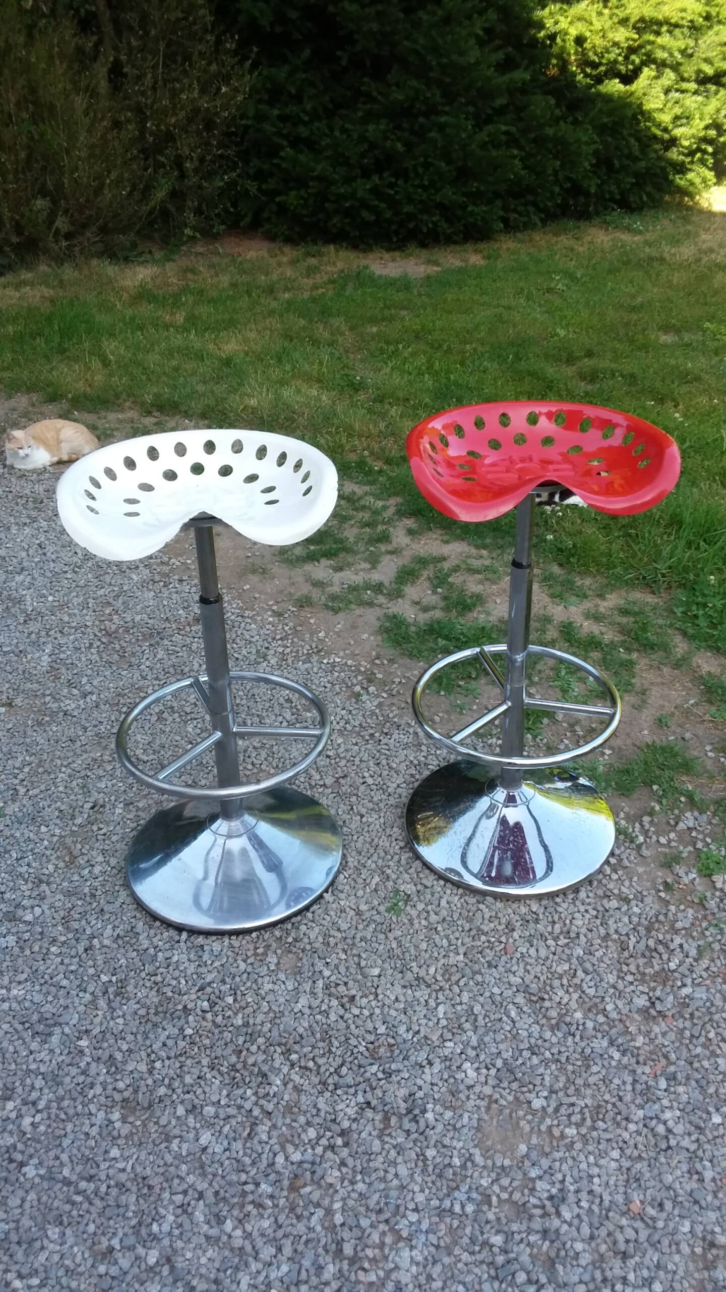 Pair of Etienne Fermigier designer stools, Mirima mower model, publisher