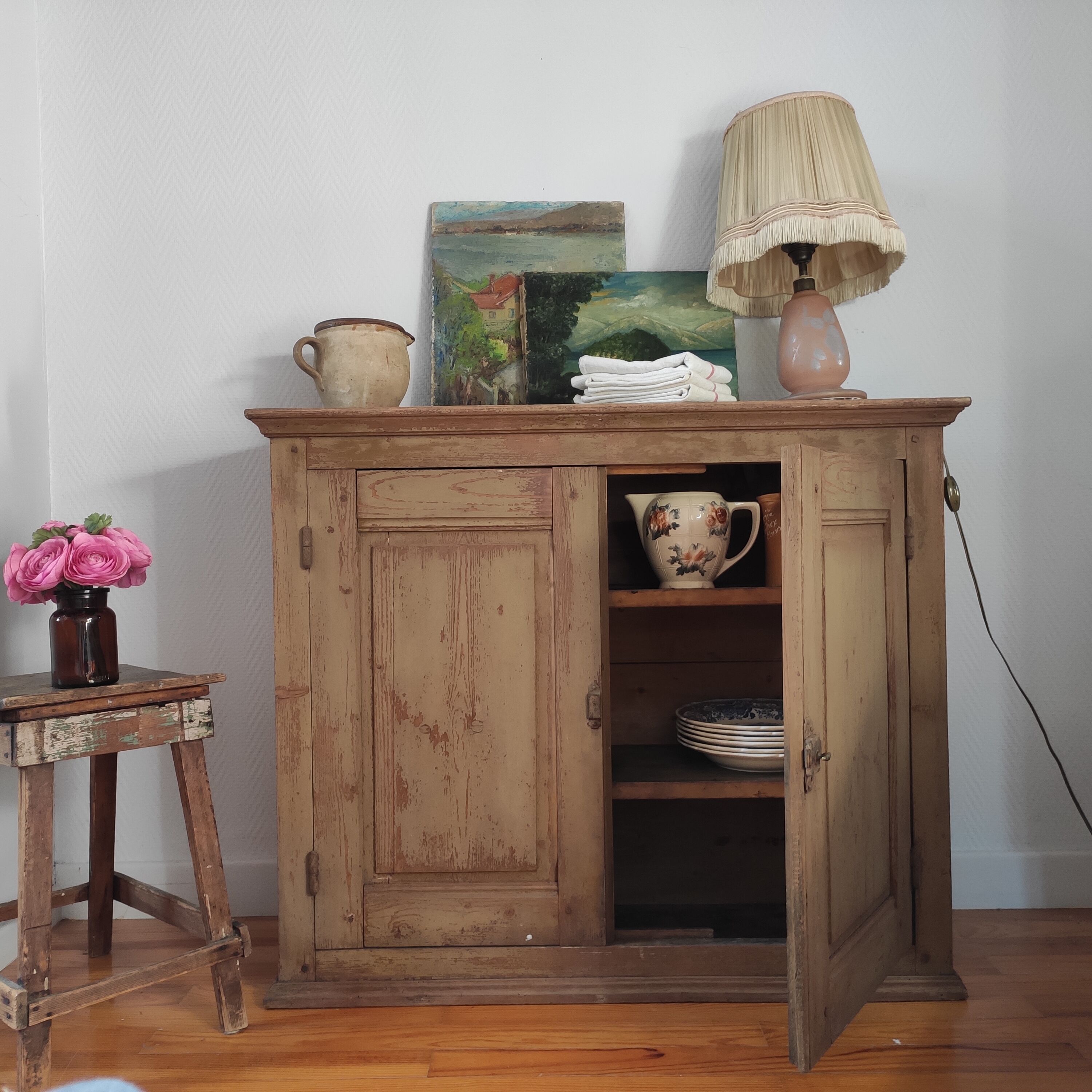 Old Parisian style buffet