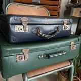 Set of 2 vintage suitcases