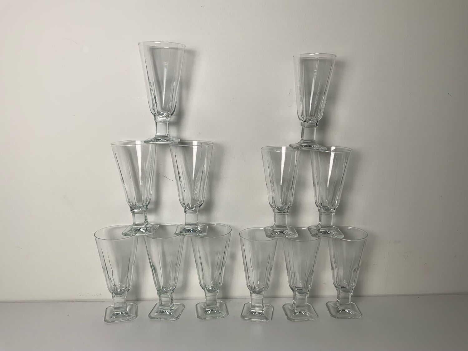 12 stemmed glasses