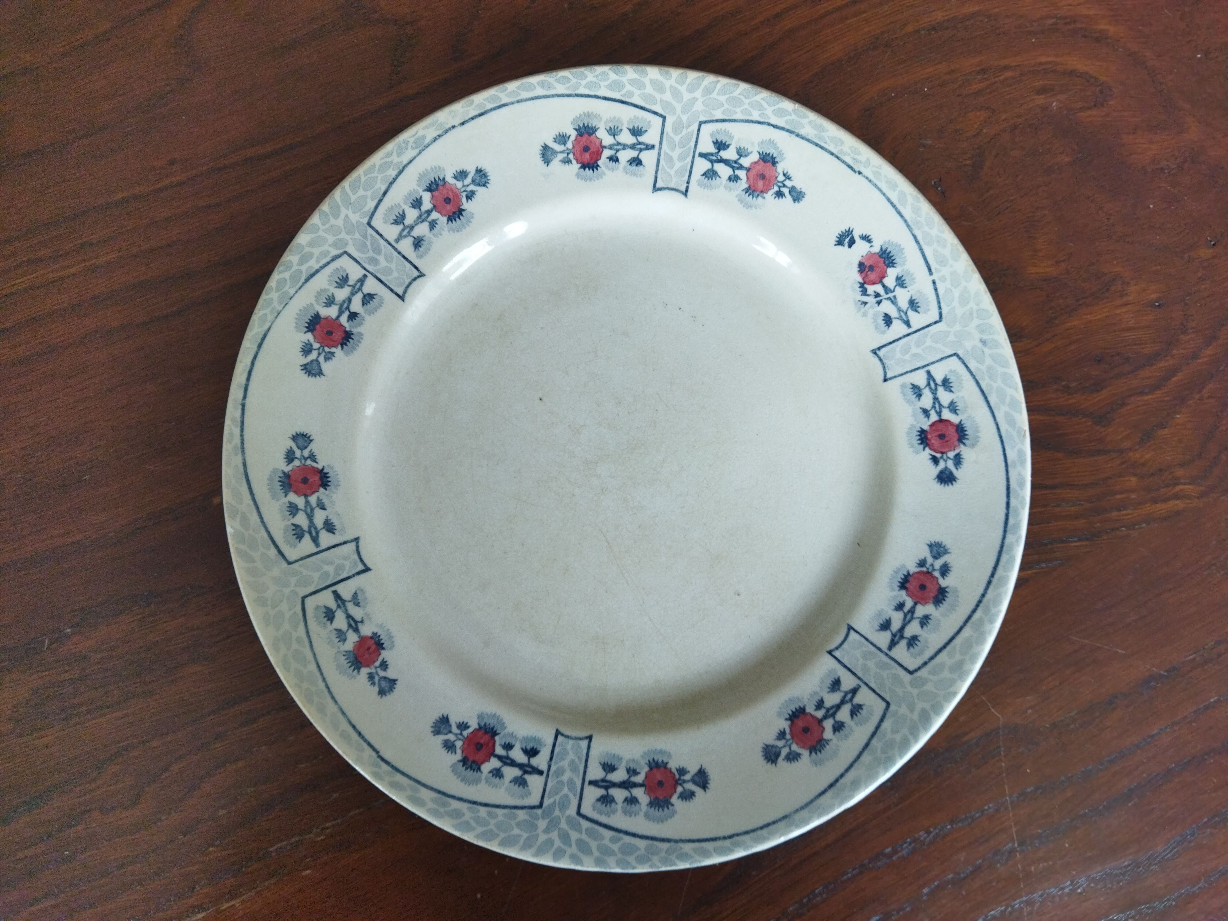 Creil Montereau flat plate, Toledo model