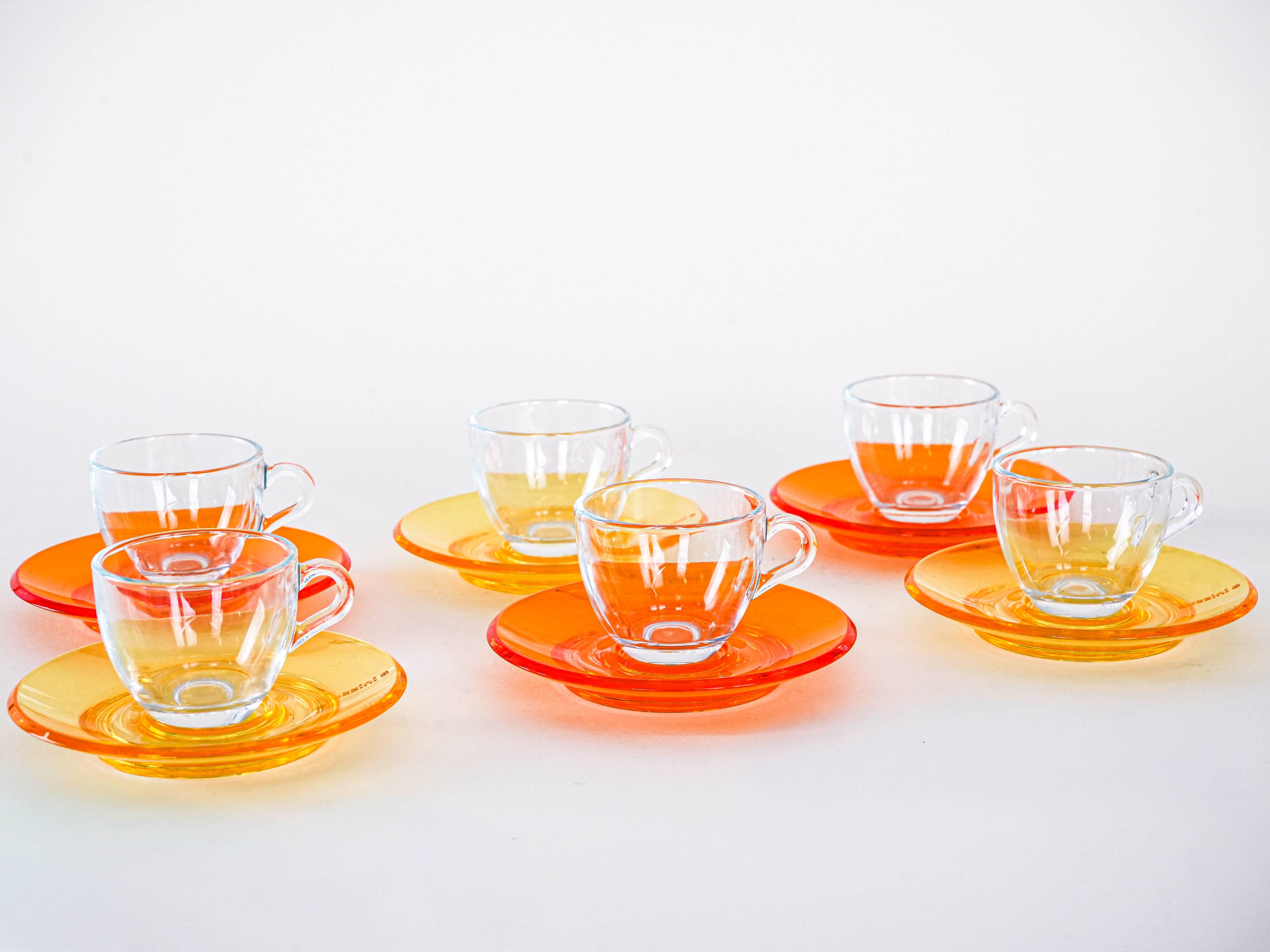 Set of glass cups, Italian design, 1970s, manufactured by Fratelli Guzzini