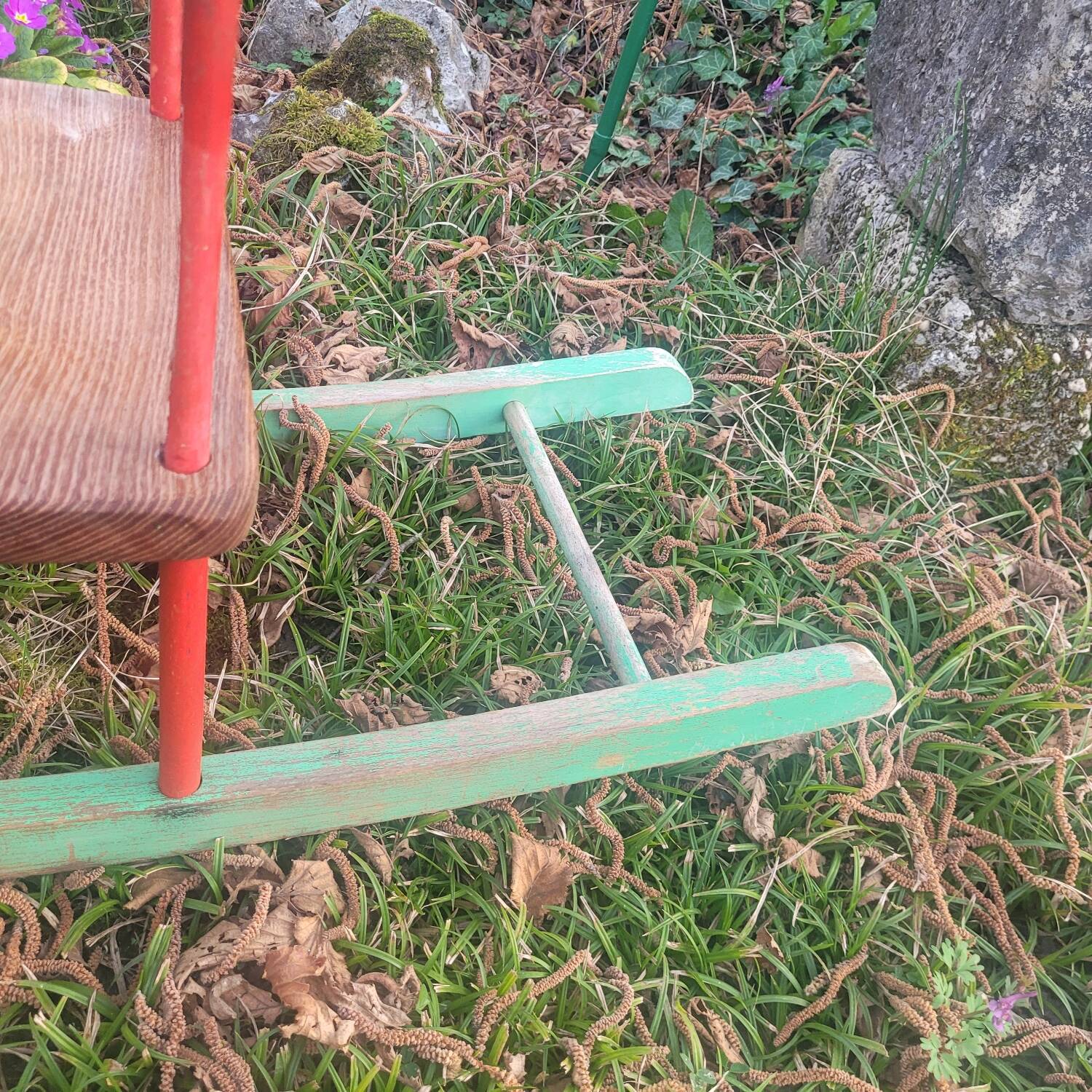 Cheval à Bascule en Bois Brut – Vintage 1950