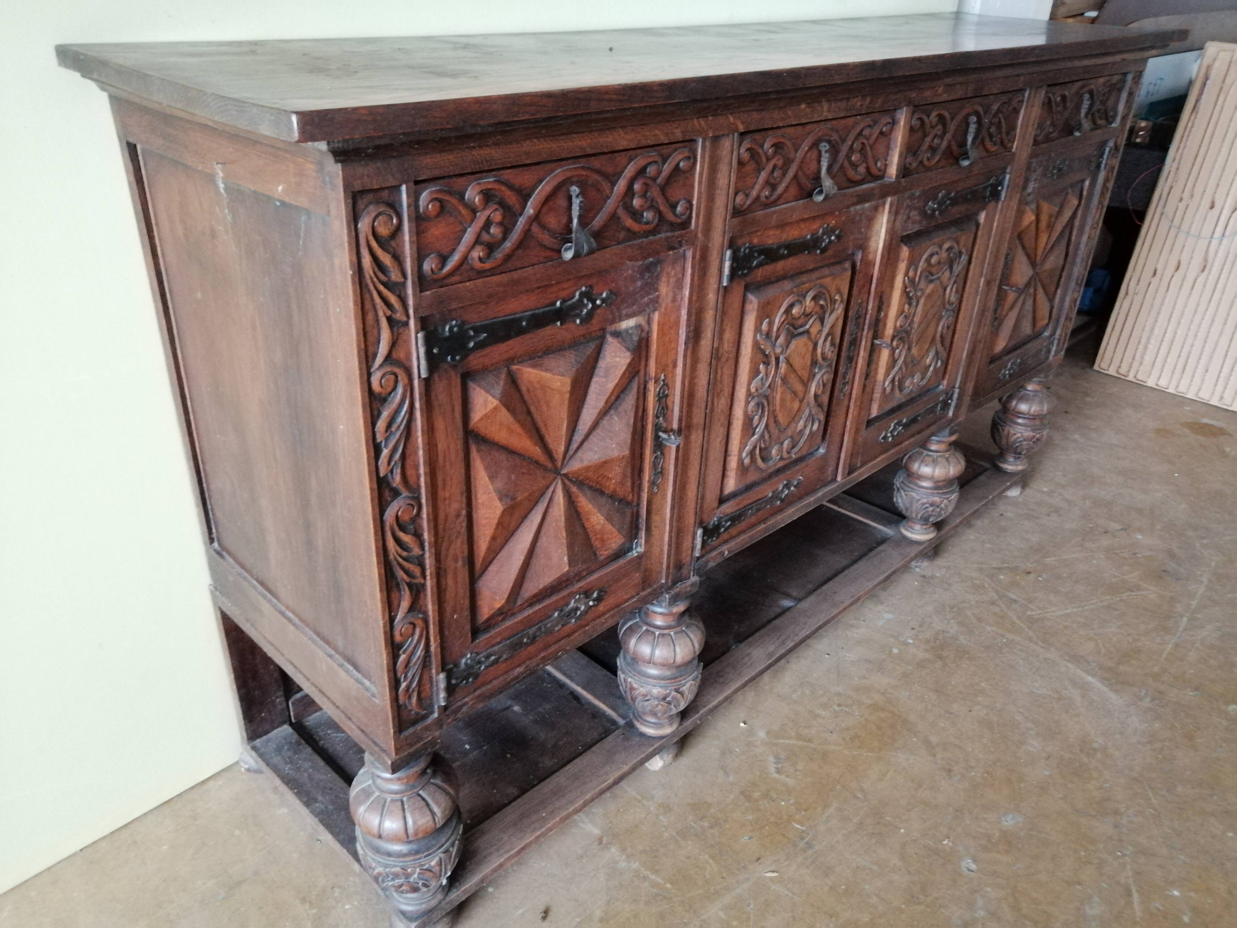 Oak Renaissance Buffet