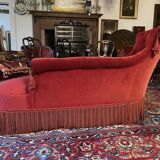 Napoleon III meridian, purple red velvet. Buttoned backrest.