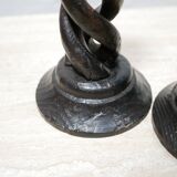 Paire de bougeoirs anciens en bois tourné