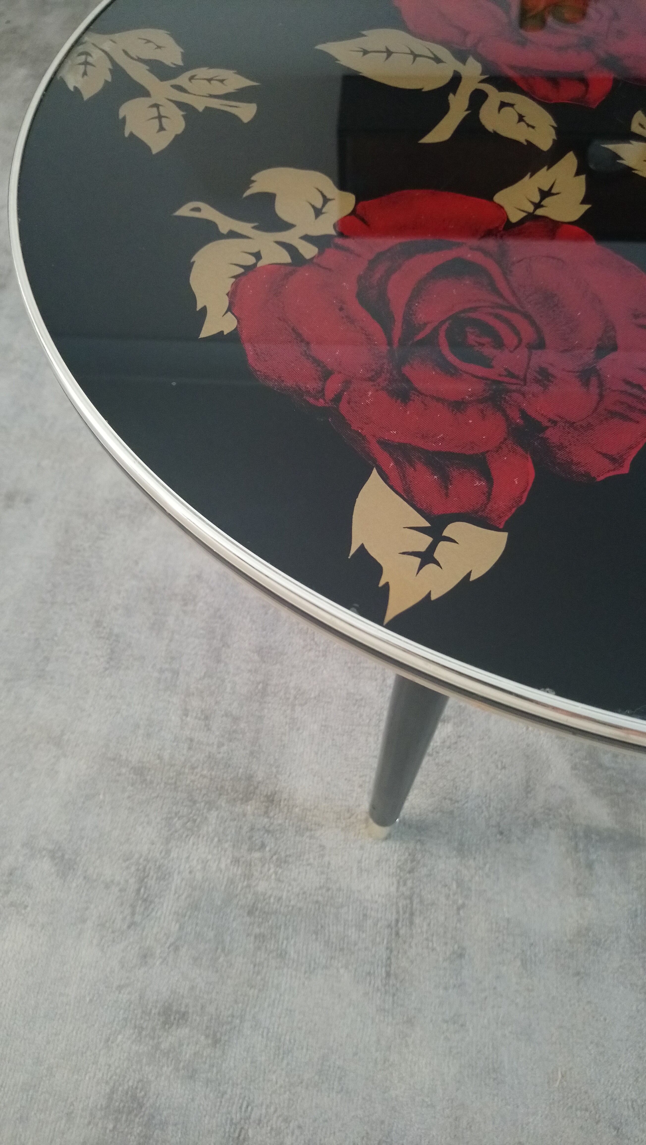 Red rose glass table of the 60s