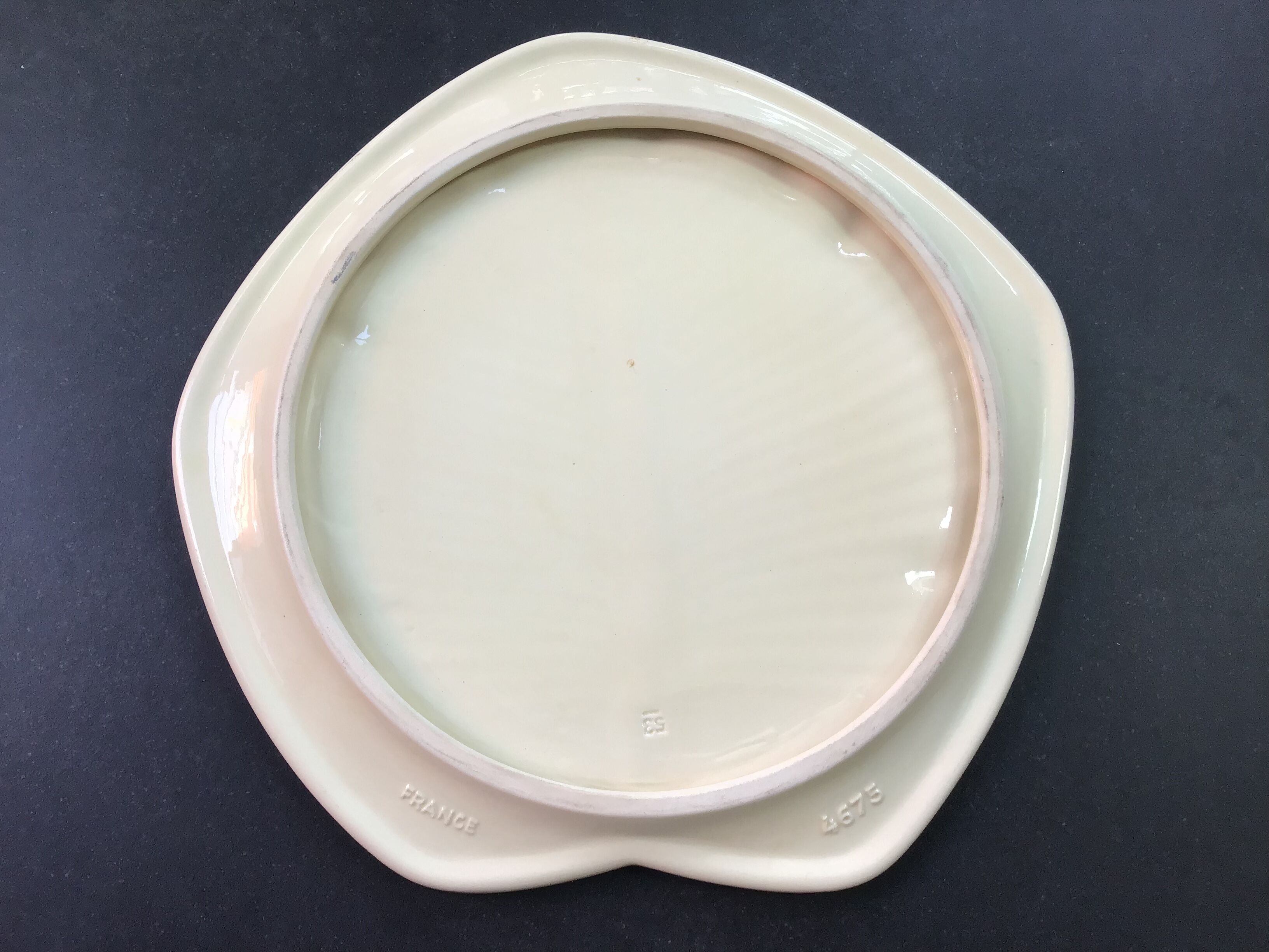 Verceram cheese board, leaf decoration