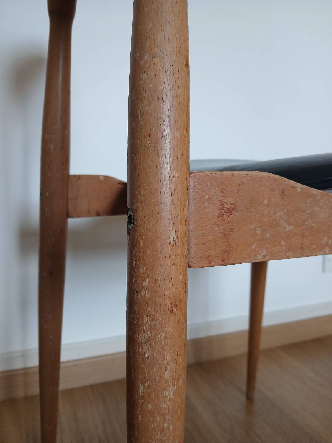 Unicorn chair "Baumann"