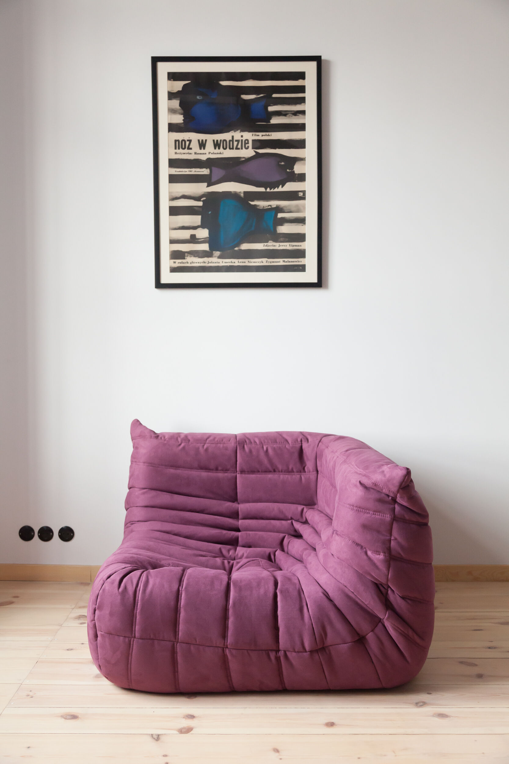 Togo armchair model designed by Michel Ducaroy 1973