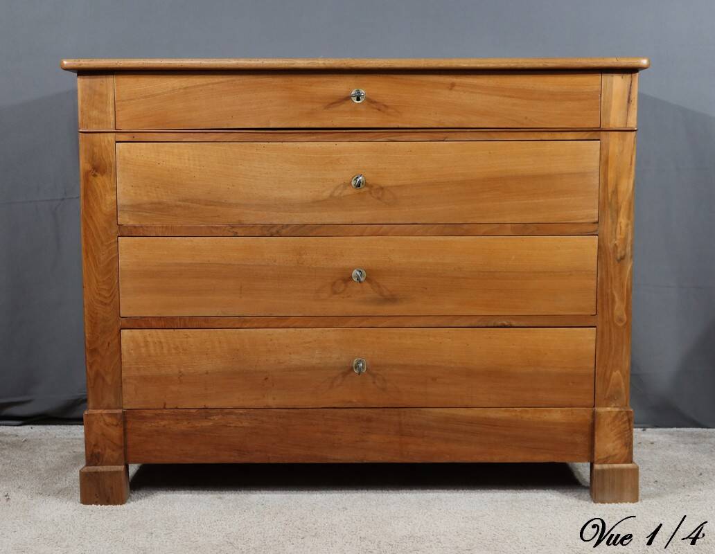 Walnut Chest of Drawers, Restoration Period – 1st Part 19th