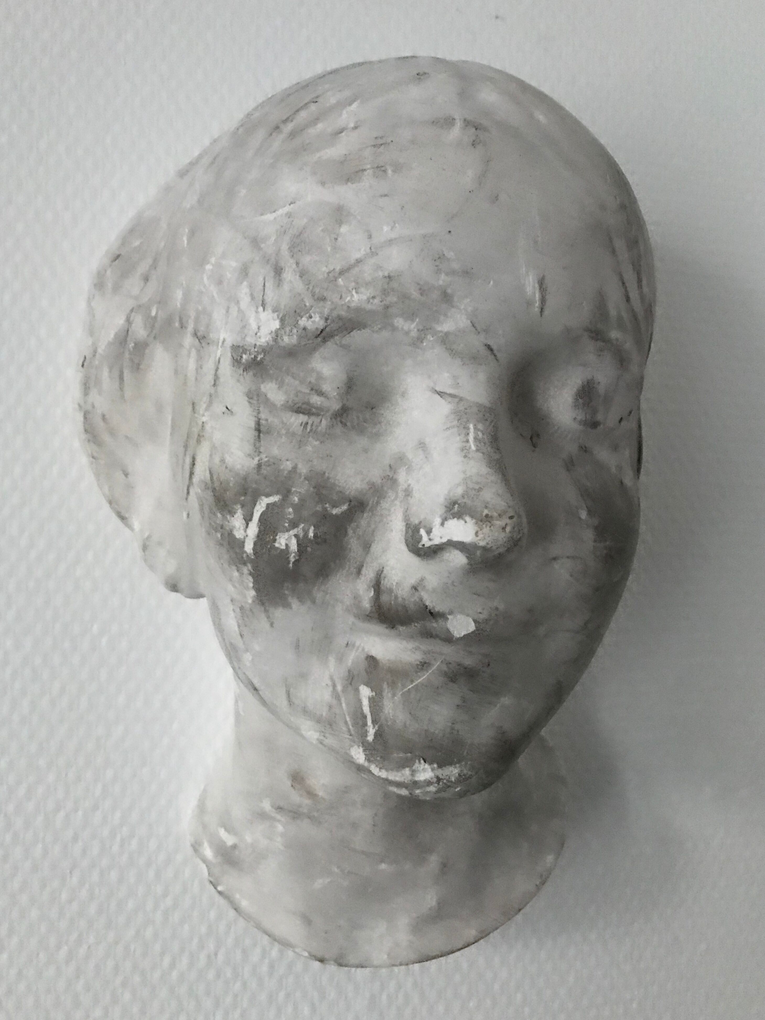 Woman's head in platre