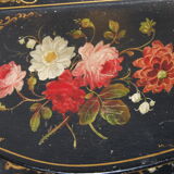 Wall shelf Napoleon III in blackened wood decorated with flowers.