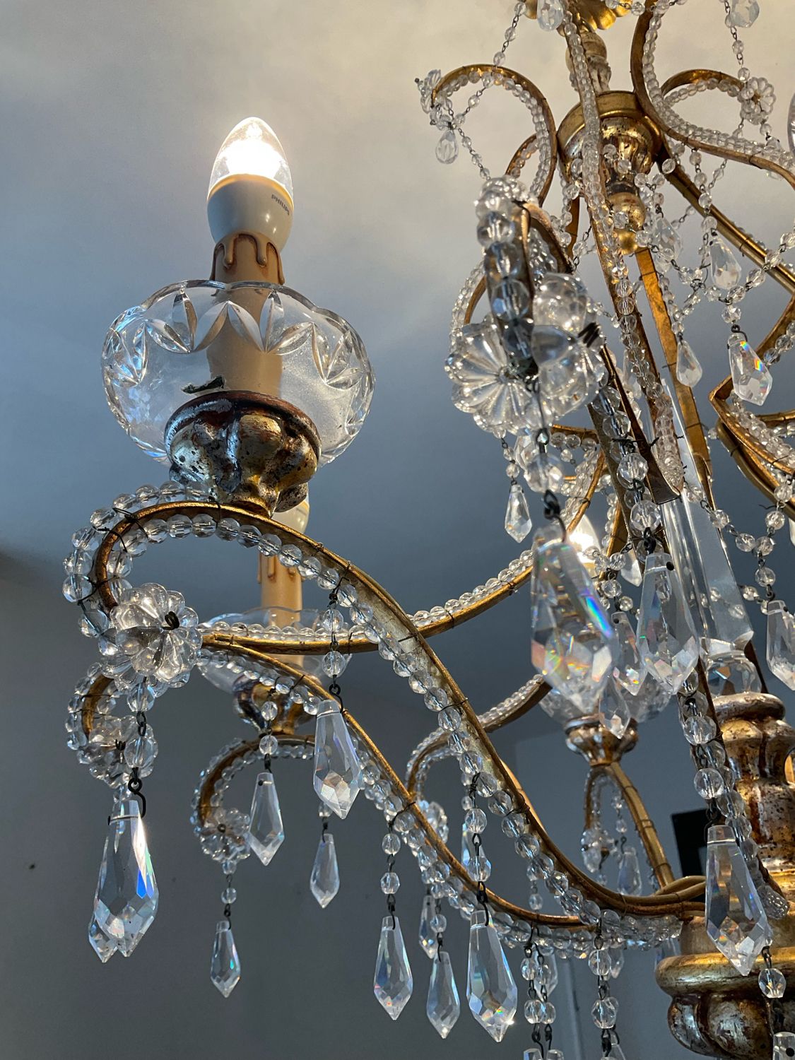 Old Venetian chandelier with Bohemian crystal tassels and gilded wood