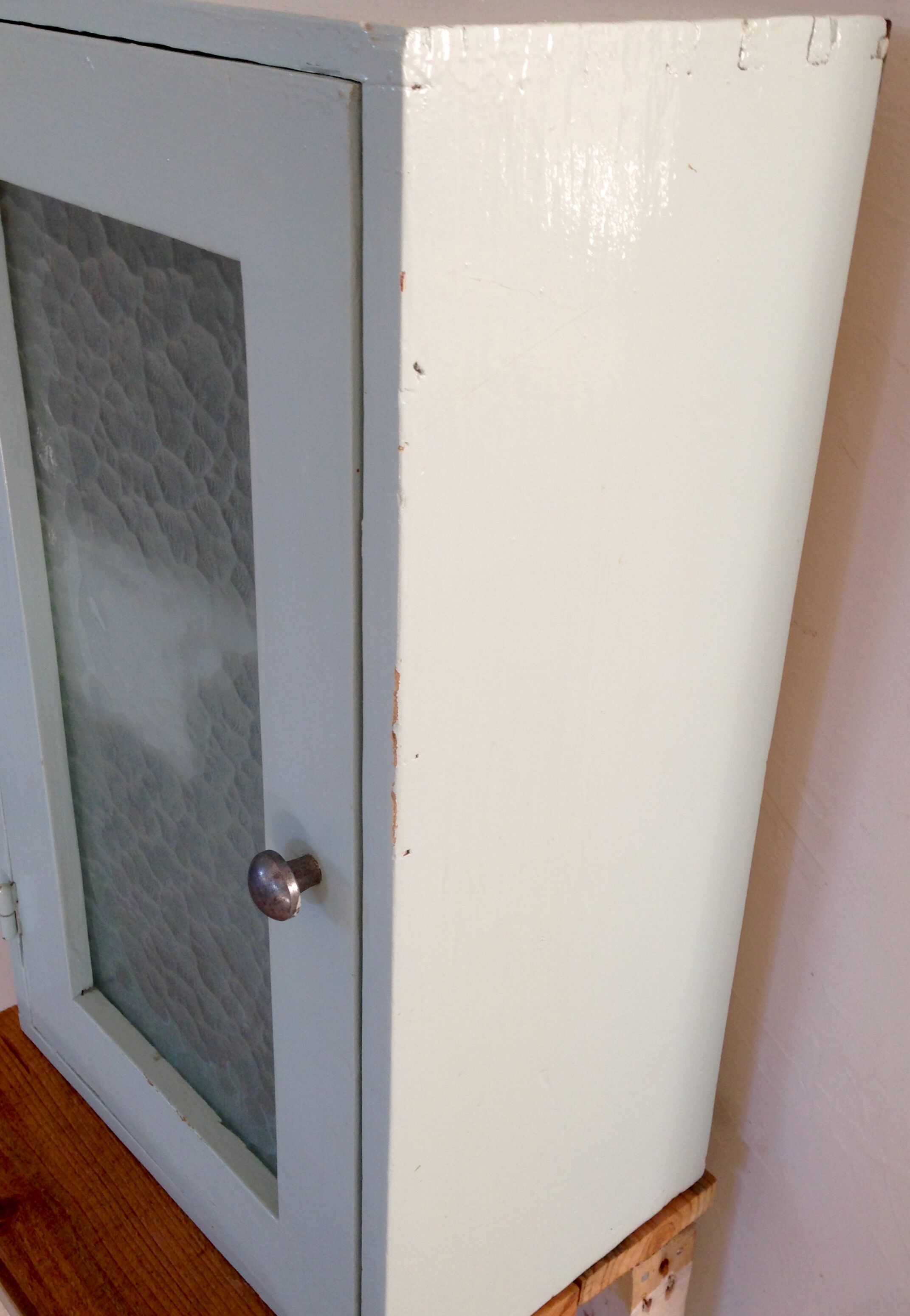 Medicine Cabinet glass wood of the 1950s