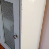 Medicine Cabinet glass wood of the 1950s