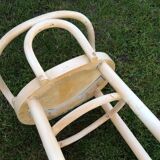 Bar stool