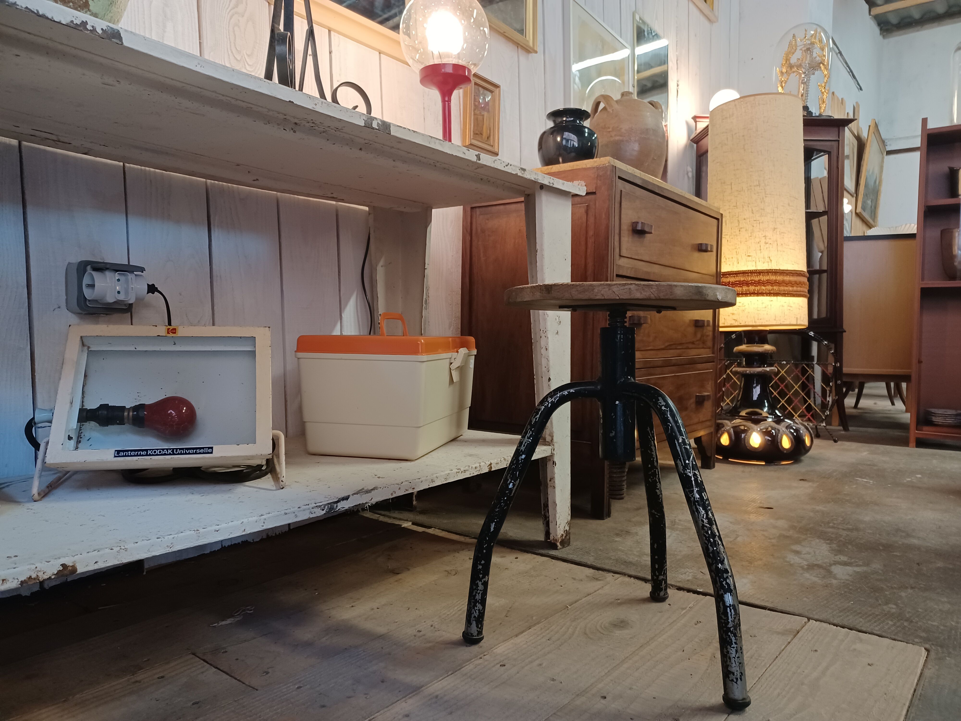 Workshop stool