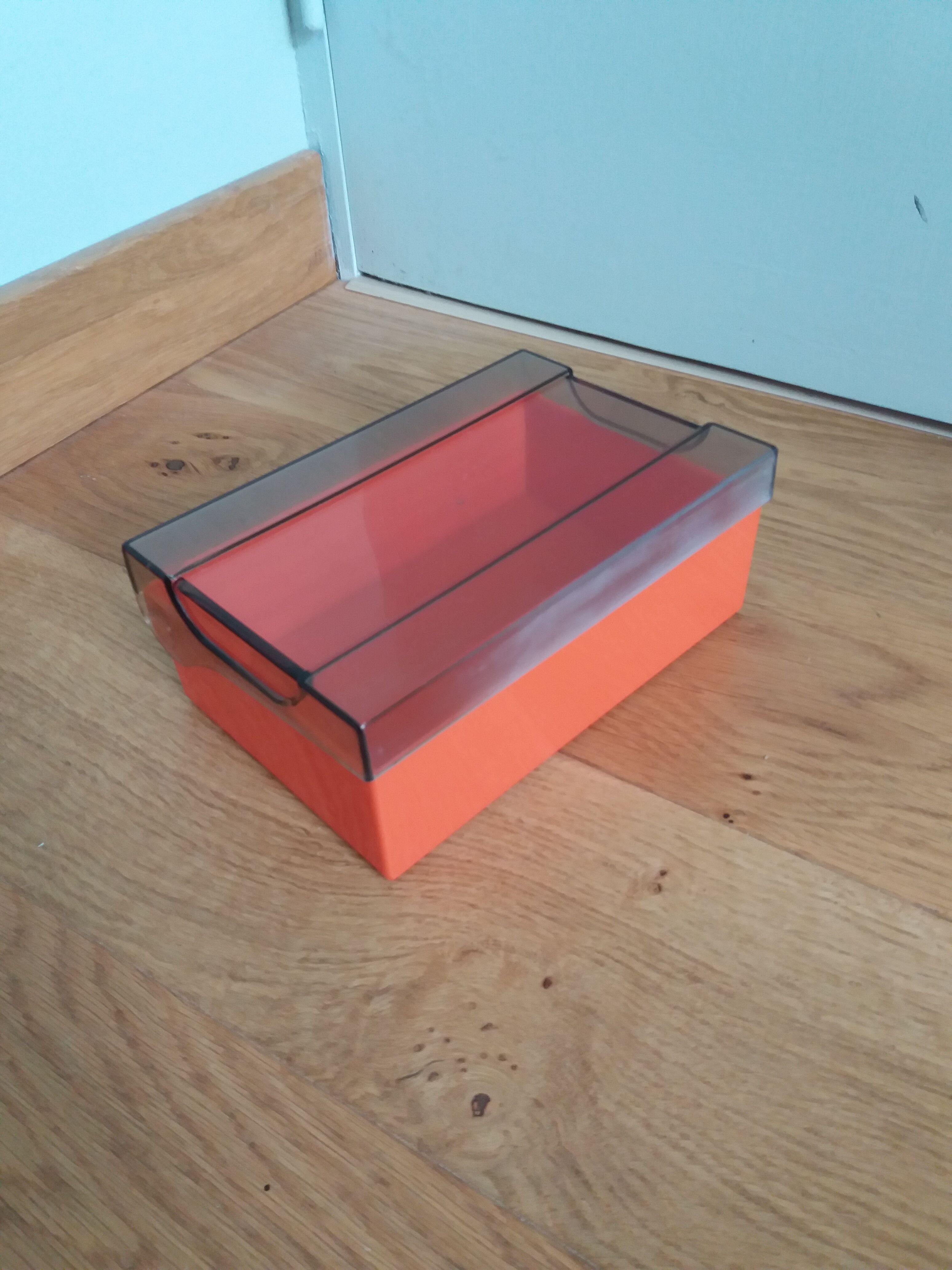 Sugar box 70s orange