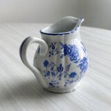 Pot à lait en porcelaine blanche