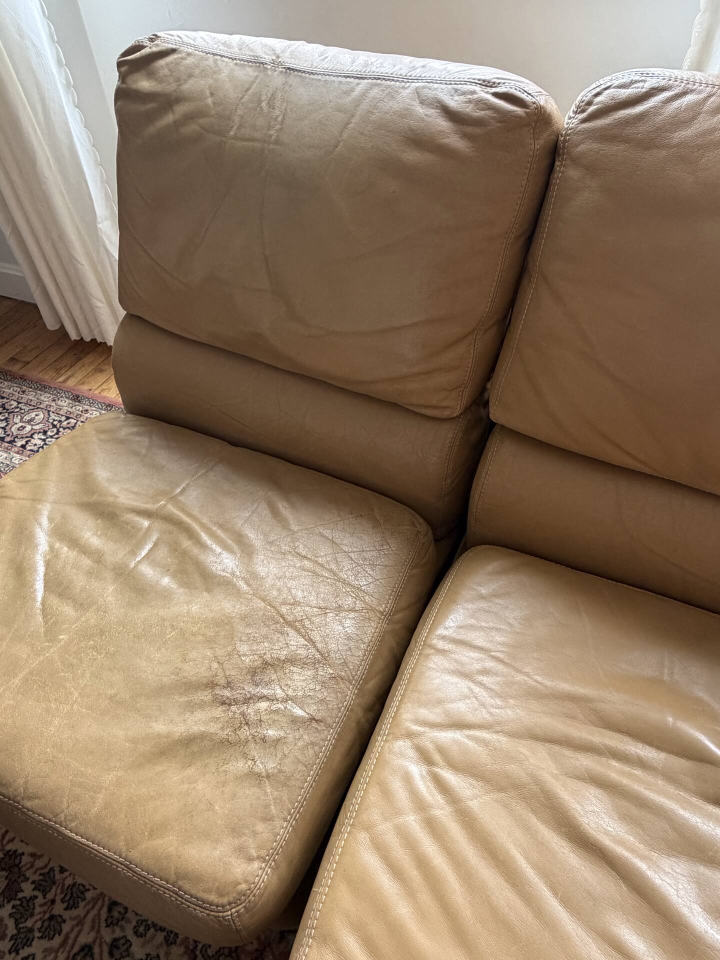 Lot de 5 chauffeuses en cuir vintage