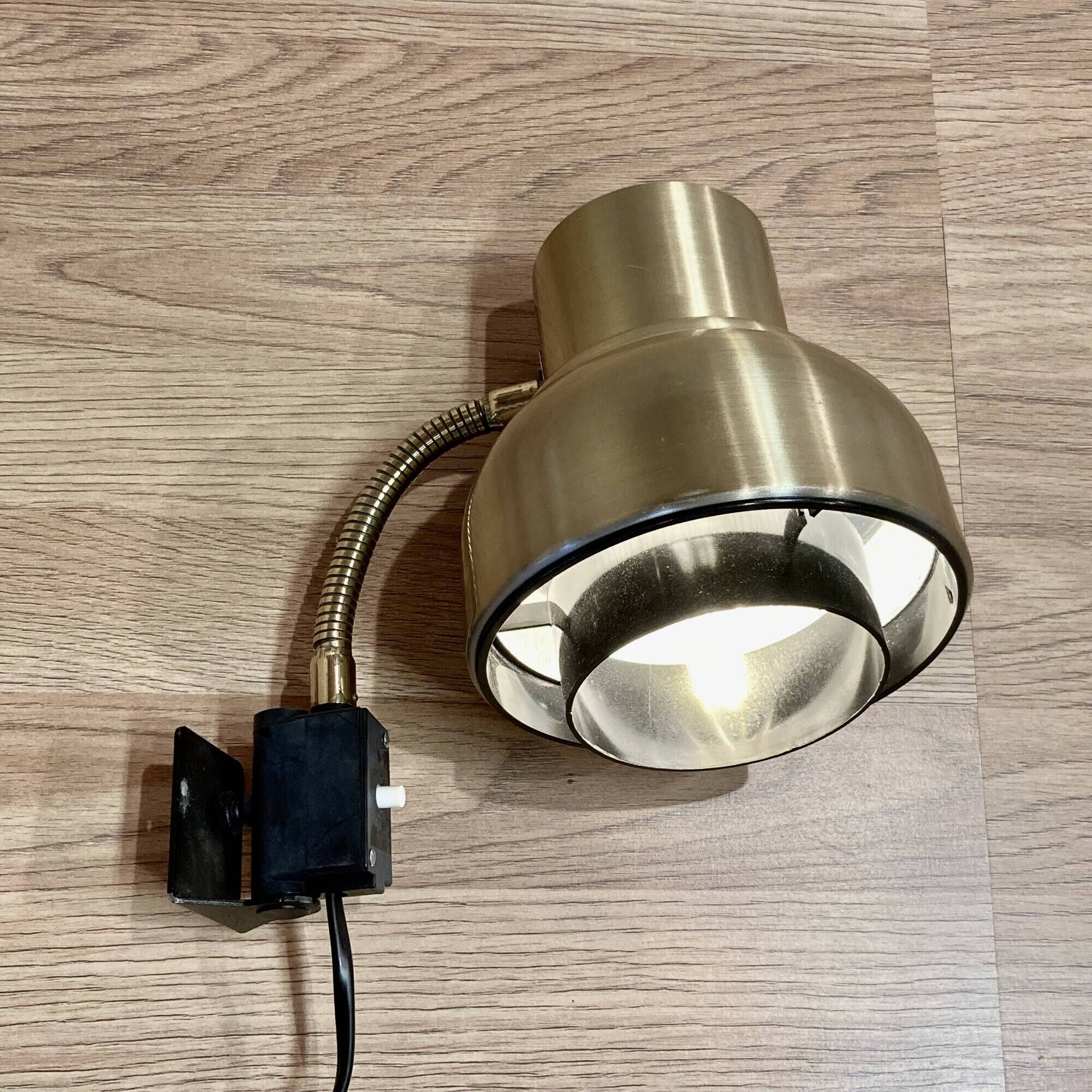 Modular metal applique "scandinavian design".
