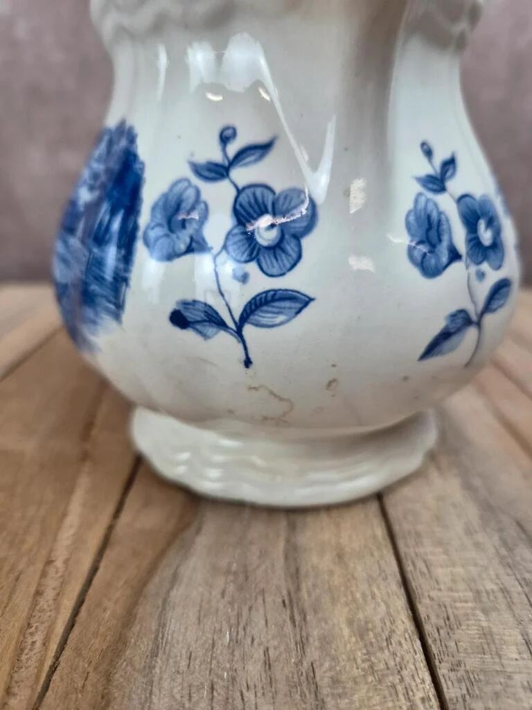 Jug / milk jug Sarreguemines Romantic blue – country decor – vintage earthenware