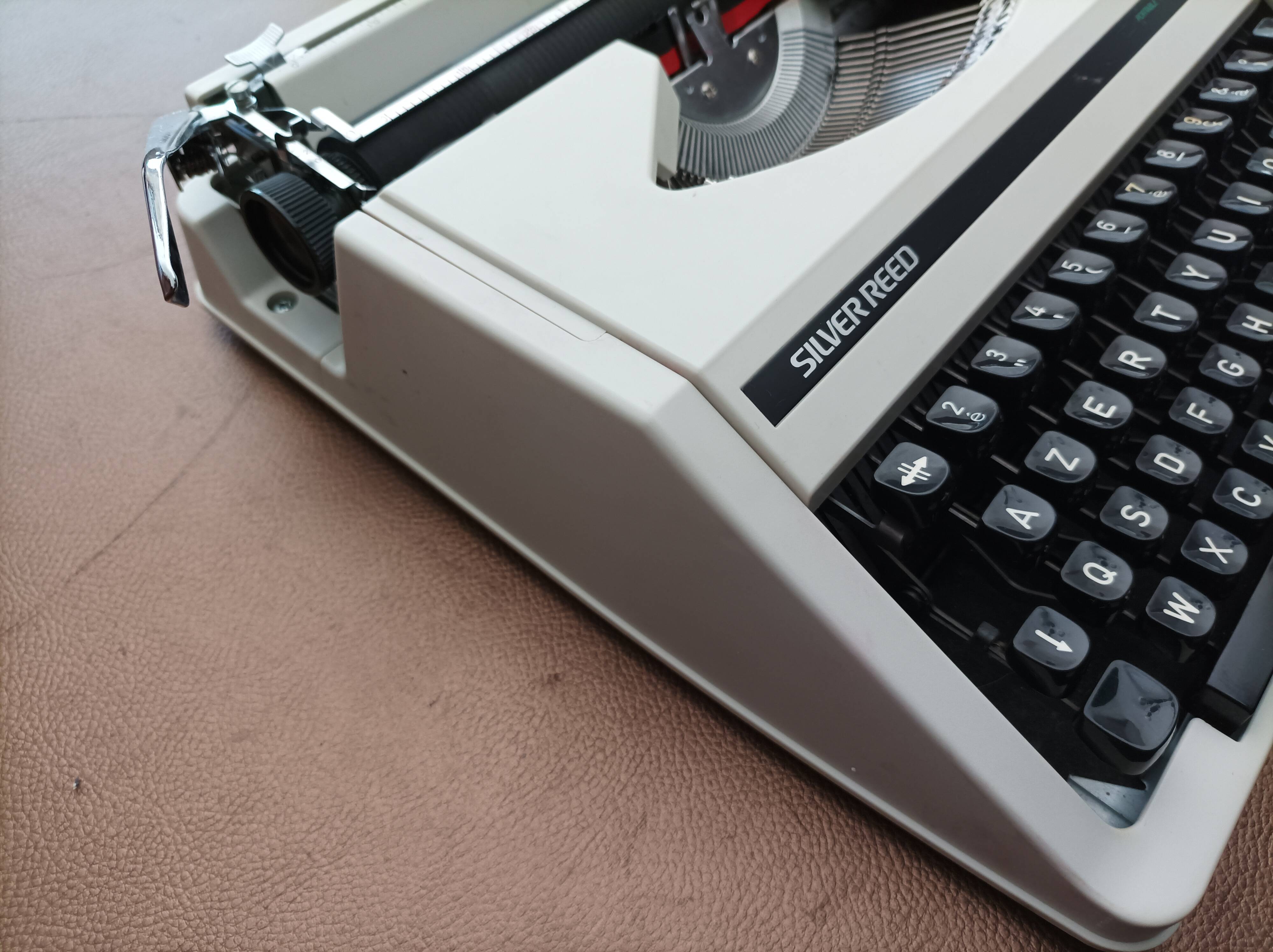 Silver Reed SR12 typewriter