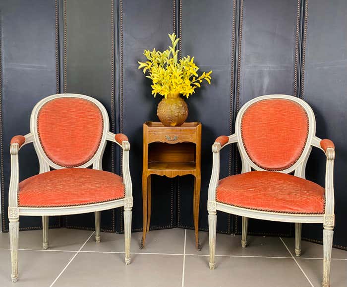 Pair of Louis XVI style medallion armchairs in orange velvet - circa 1950