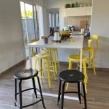 Nicolle stool