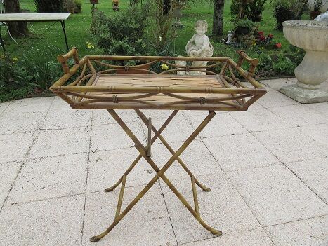 Foldable iron serving table imitation bamboo