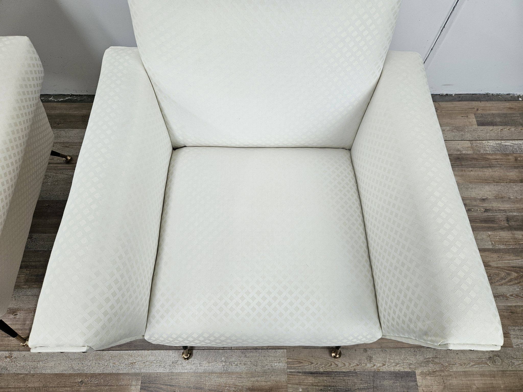 Italian armchairs from the 1950s in cream fabric with iron legs.