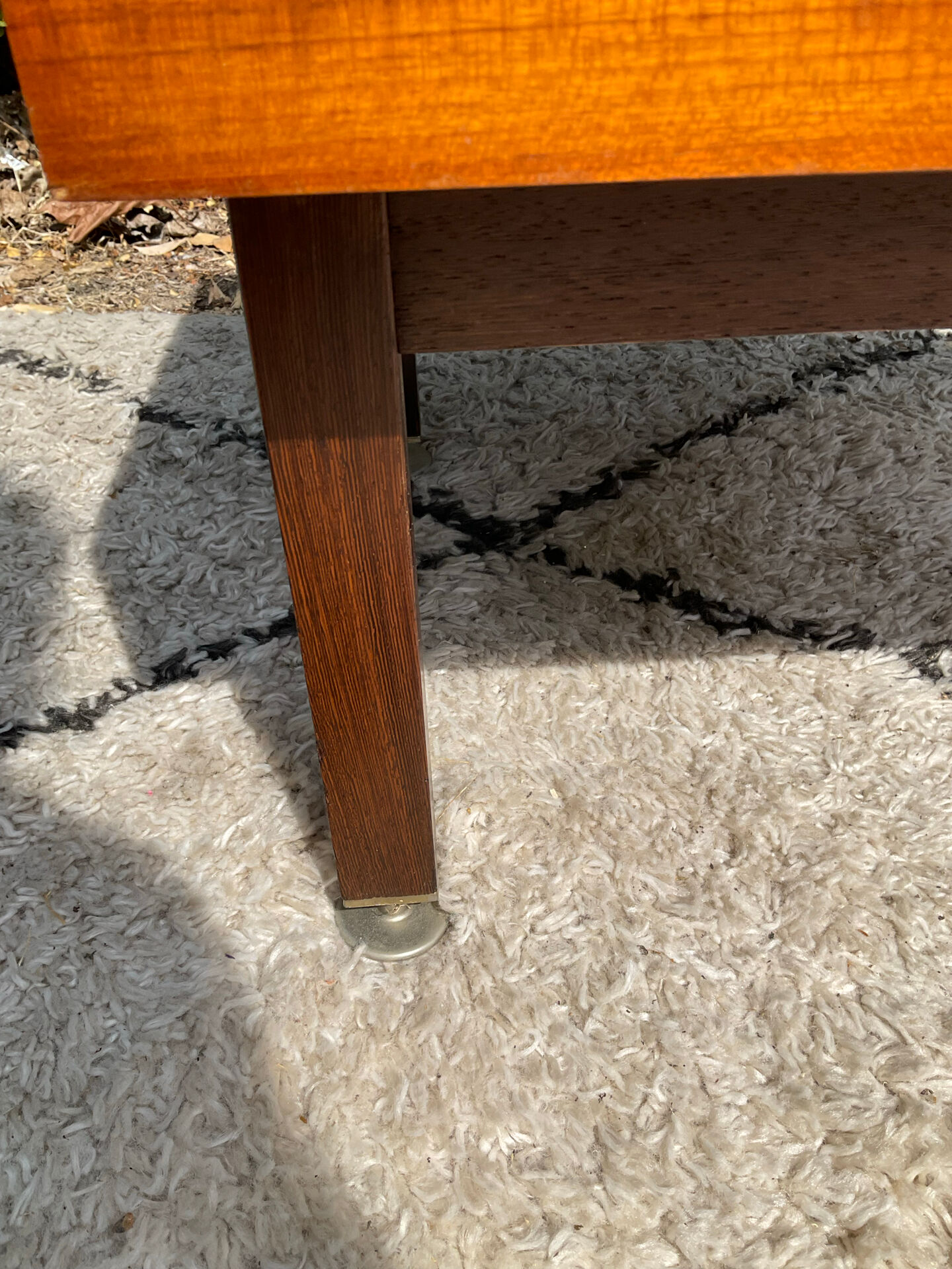 Vintage bedside table from the 60s-70s in teak.