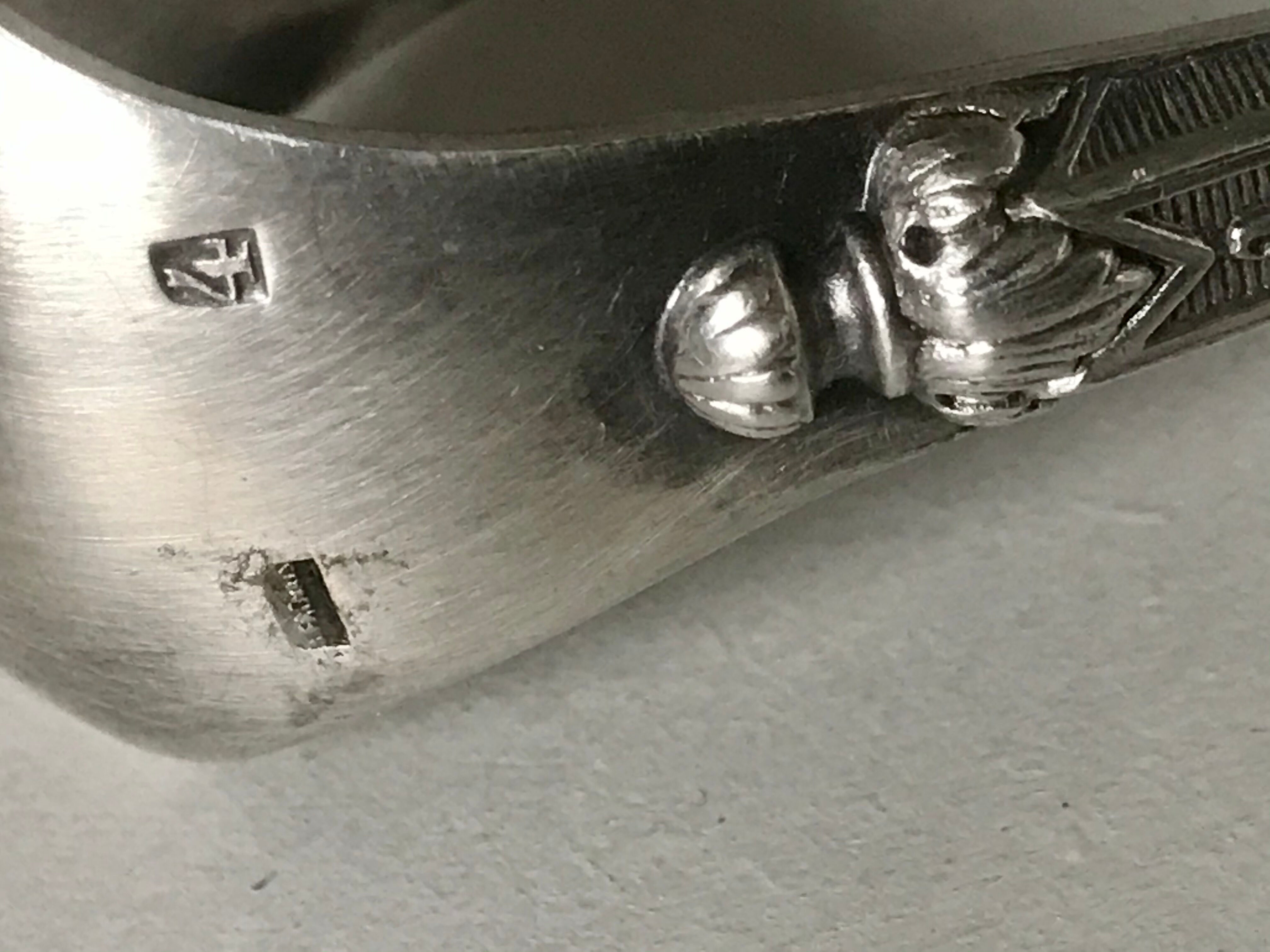 12 teaspoons silver metal