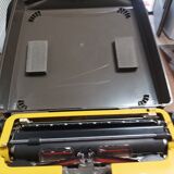Typewriter Brother Nogamatic 600 Yellow